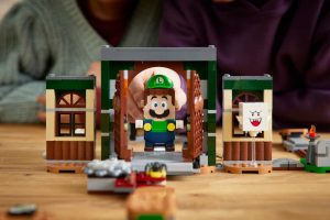 71399_LEGO_Super_Mario_1HY22_Reaction_04_Luigi’s_Mansion